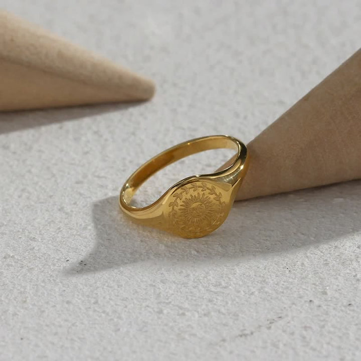 Anillo Sol y Luna con Cartas del Tarot de Olivenorma