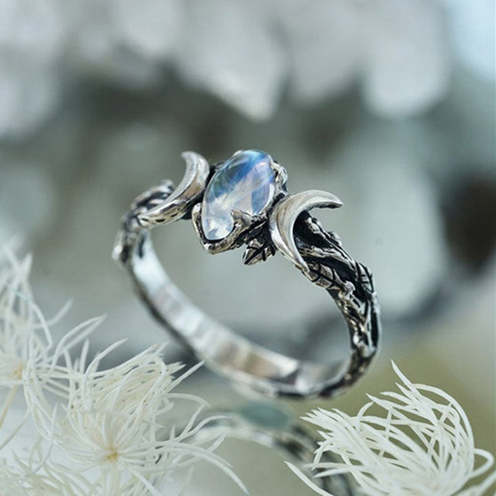 Anillo de luz lunar de piedra lunar Olivenorma