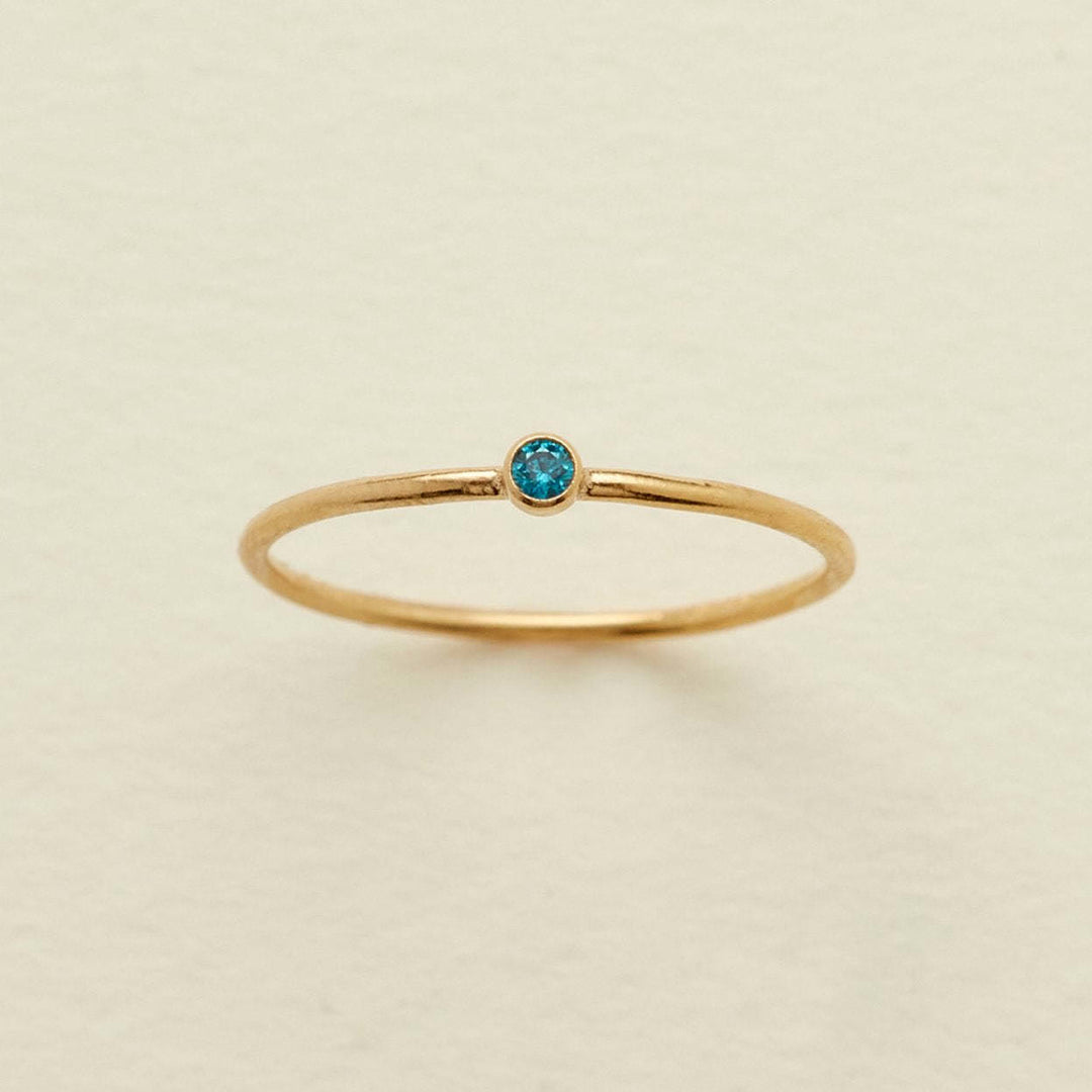 Anillo fino con piedra natal de Olivenorma para el día del nacimiento de 12 meses