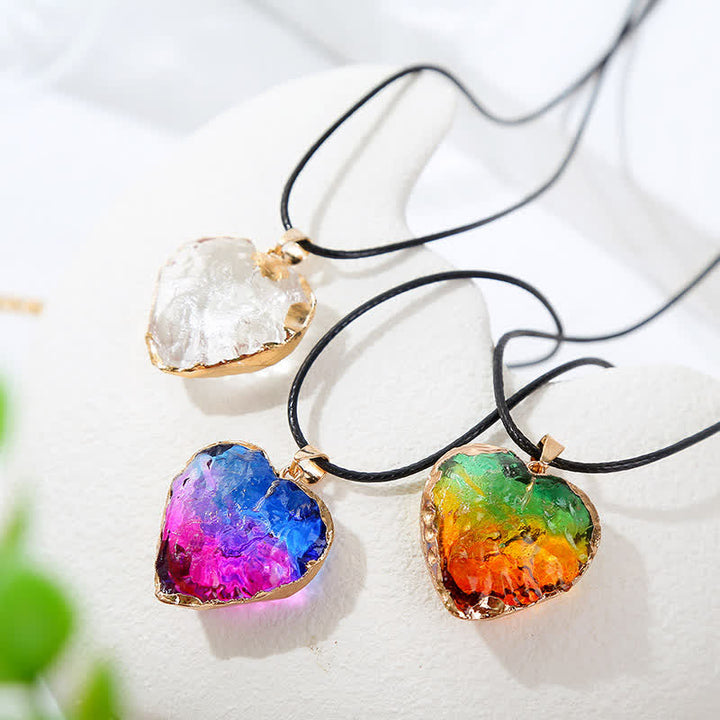 Collar de fluorita de cristal con forma de corazón creativo