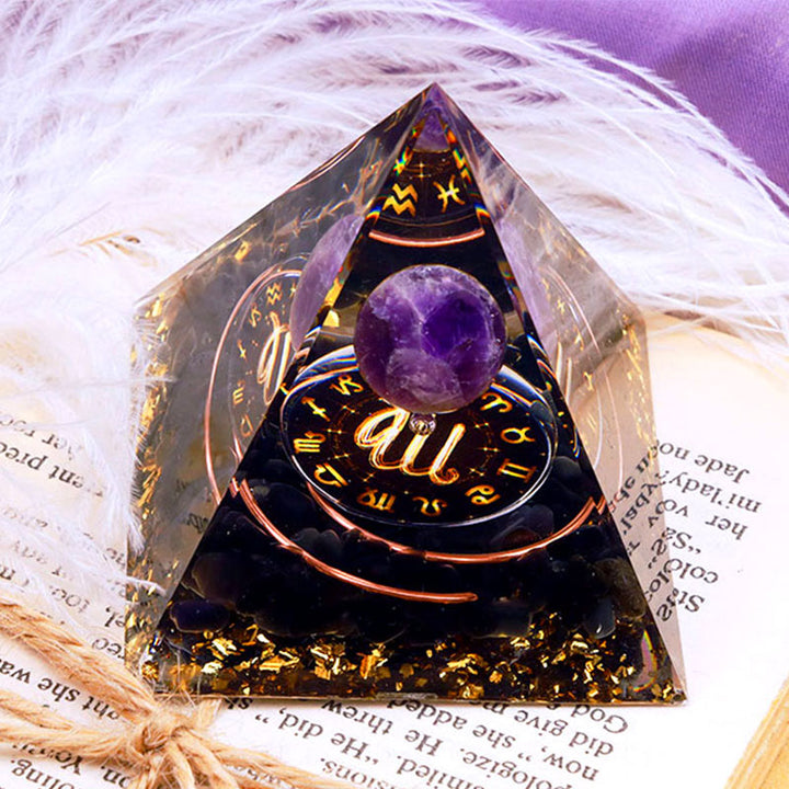 Pirámide de orgón del zodiaco Virgo con esfera de amatista y obsidiana de Olivenorma 