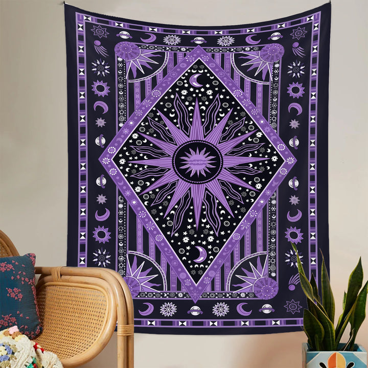 Tapiz bohemio con rayos de sol y luna de Olivenorma 