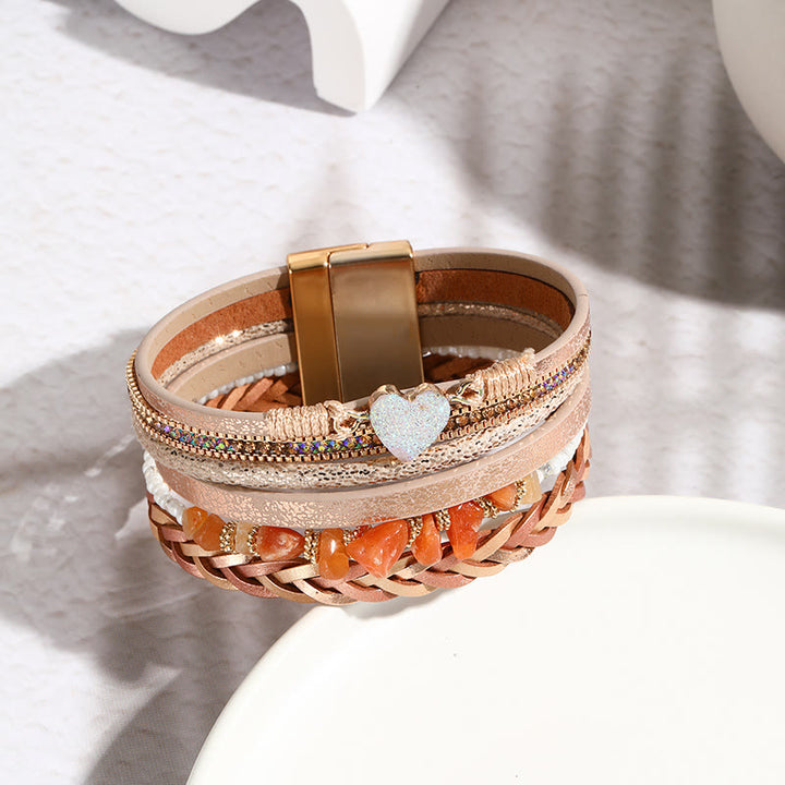 Pulsera de cuero con dije de corazón y cuentas de cristal natural de Olivenorma