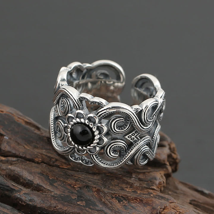 Anillo ajustable con diseño étnico de ónix negro de Olivenorma