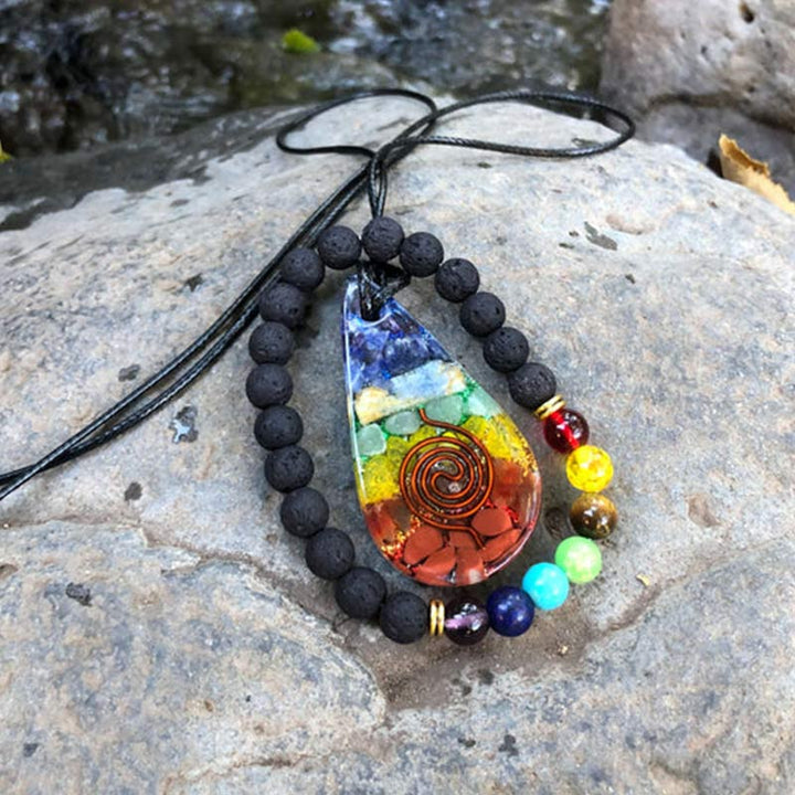 Collar de orgón curativo arcoíris con chakras de Olivenorma