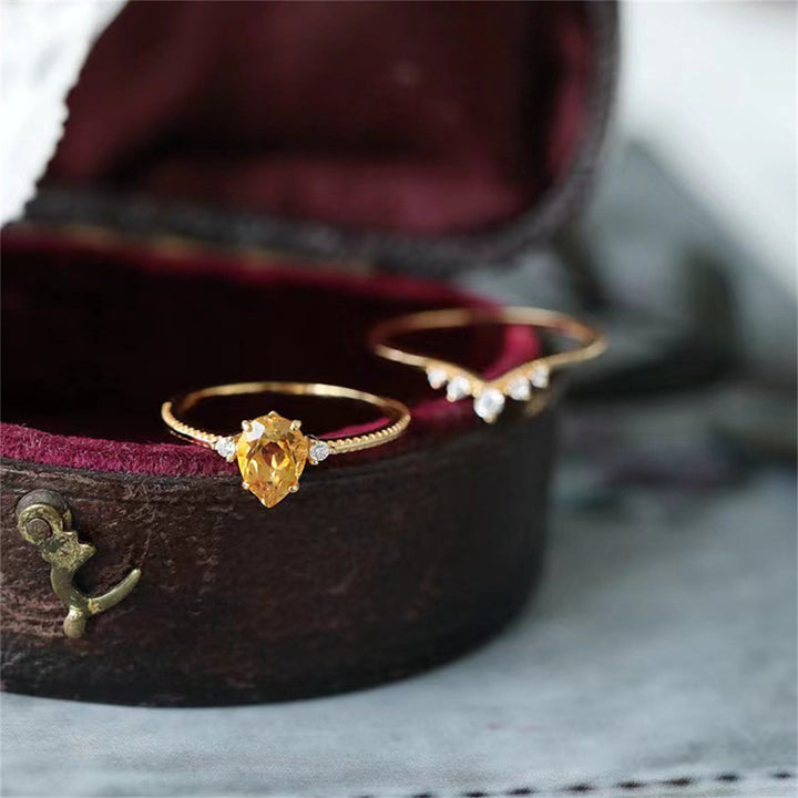 Anillo de citrino en forma de gota de oro y plata 925 de Olivenorma