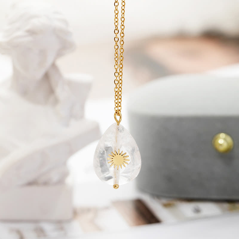 Collar con gemas curativas y gotas de agua con hexagrama