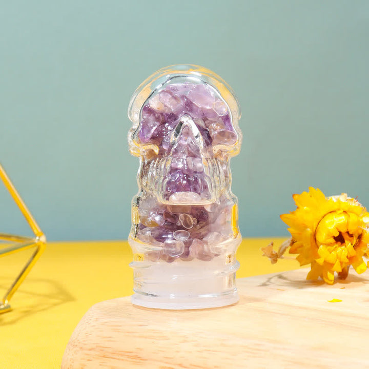 Botella de agua con decoración de cristal con forma de calavera de Olivenorma.