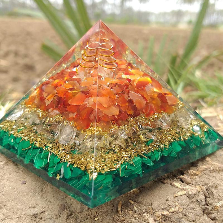 Pilar de cuarzo transparente Olivenorma con pirámide de orgón de malaquita