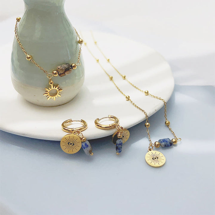 Pulsera, pendiente, collar y ojo malvado de sodalita azul natural de Olivenorma