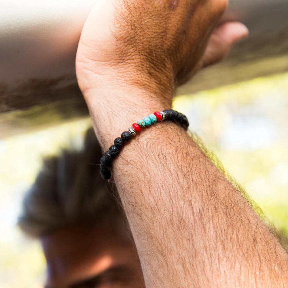 Pulsera trenzada con cuentas de piedra de colores para hombre de Olivenorma 