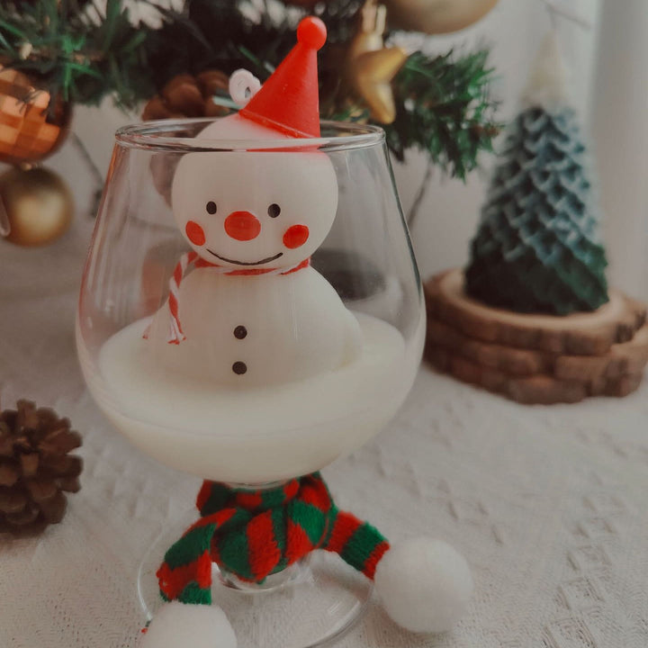 Vela navideña con forma de alce, muñeco de nieve y Papá Noel de Olivenorma 