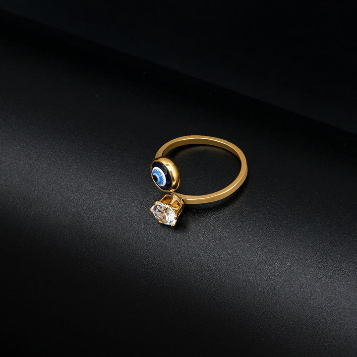 Anillo de mujer con ojo malvado bañado en oro y circonita blanca de Olivenorma 