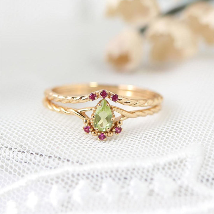 Juego de anillos ajustables apilables con cristales de color rosa peridoto delicado de Olivenorma 