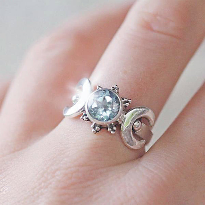 Anillo de la diosa de la luna mística de Olivenorma