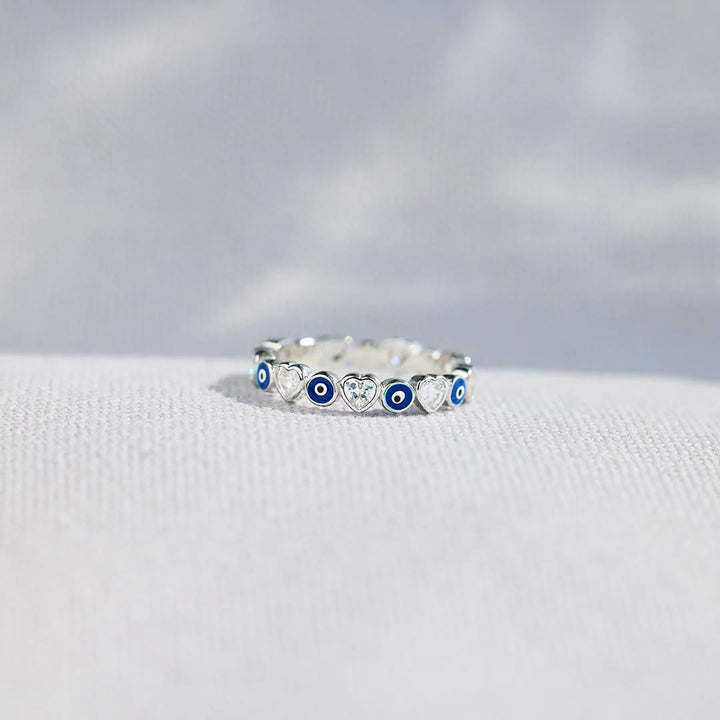 Anillo de plata de ley S925 con forma de corazón y circonita blanca de Olivenorma