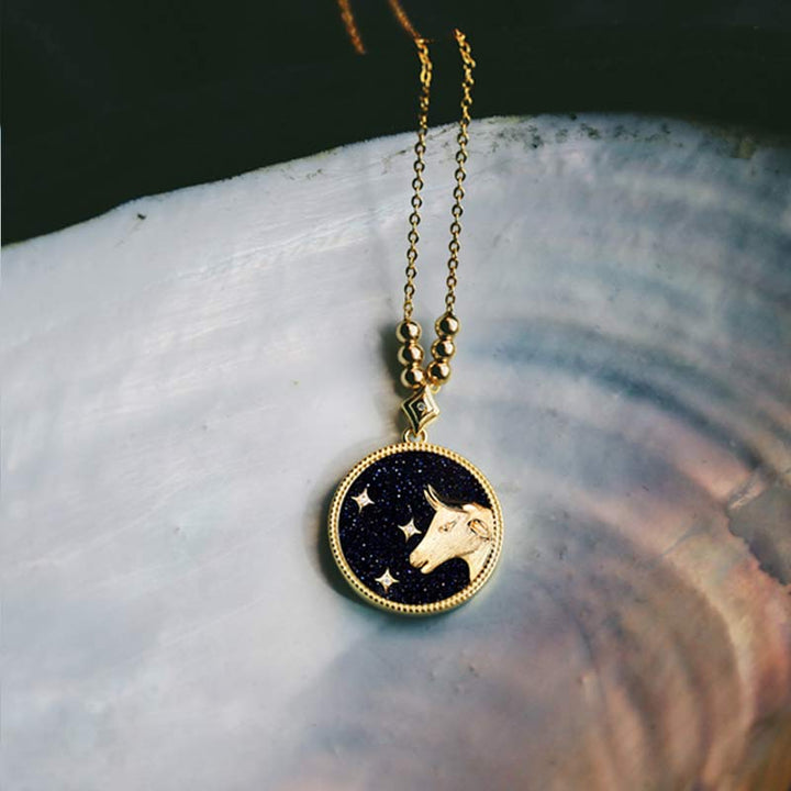 Collar con signo del zodiaco que escucha en piedra arenisca azul 
