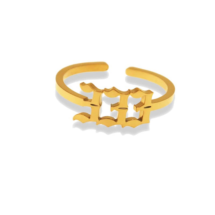 Anillo de la suerte minimalista con número angelical