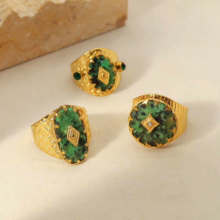 Anillo ajustable con turquesa africana de Olivenorma