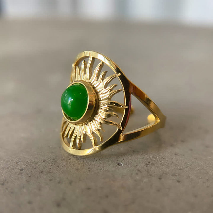 Anillo de jade verde celestial “Sun Arise” de Olivenorma