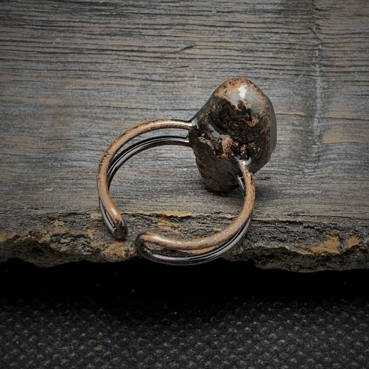 Anillo ajustable con doce piedras de nacimiento de piedra irregular natural en bruto de Olivenorma 
