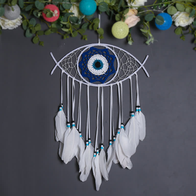 Atrapasueños de plumas de mal de ojo azul 