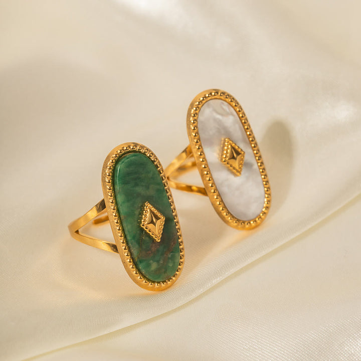 Anillo ajustable de turquesa africana natural de 18 k de Olivenorma
