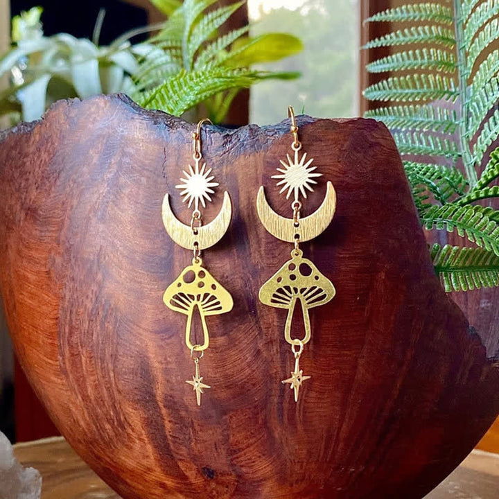 Pendientes de luna y estrella con forma de hongo en oro de Bohemia de Olivenorma