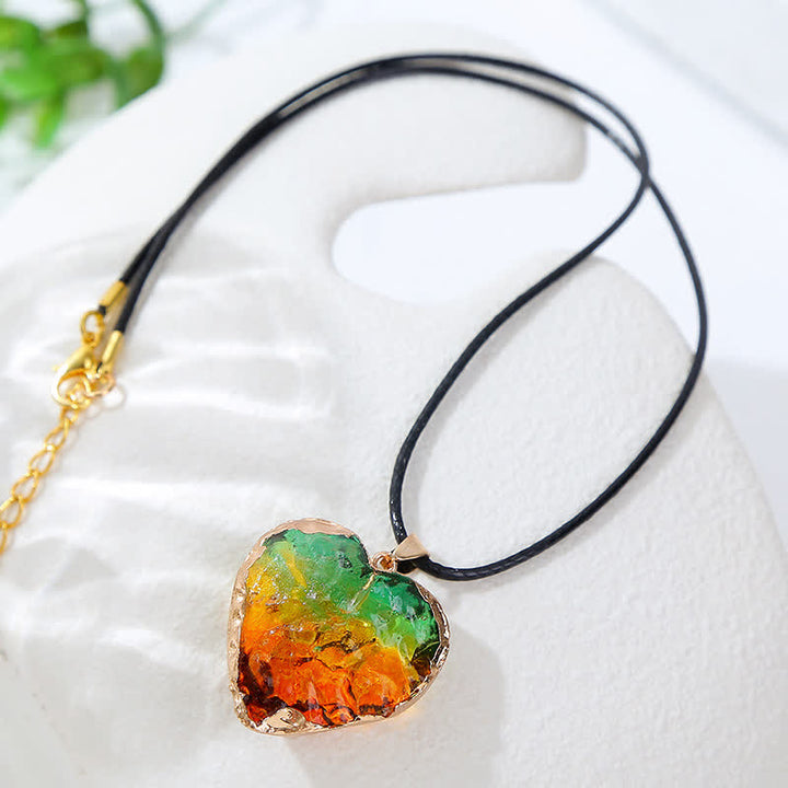 Collar de fluorita de cristal con forma de corazón creativo