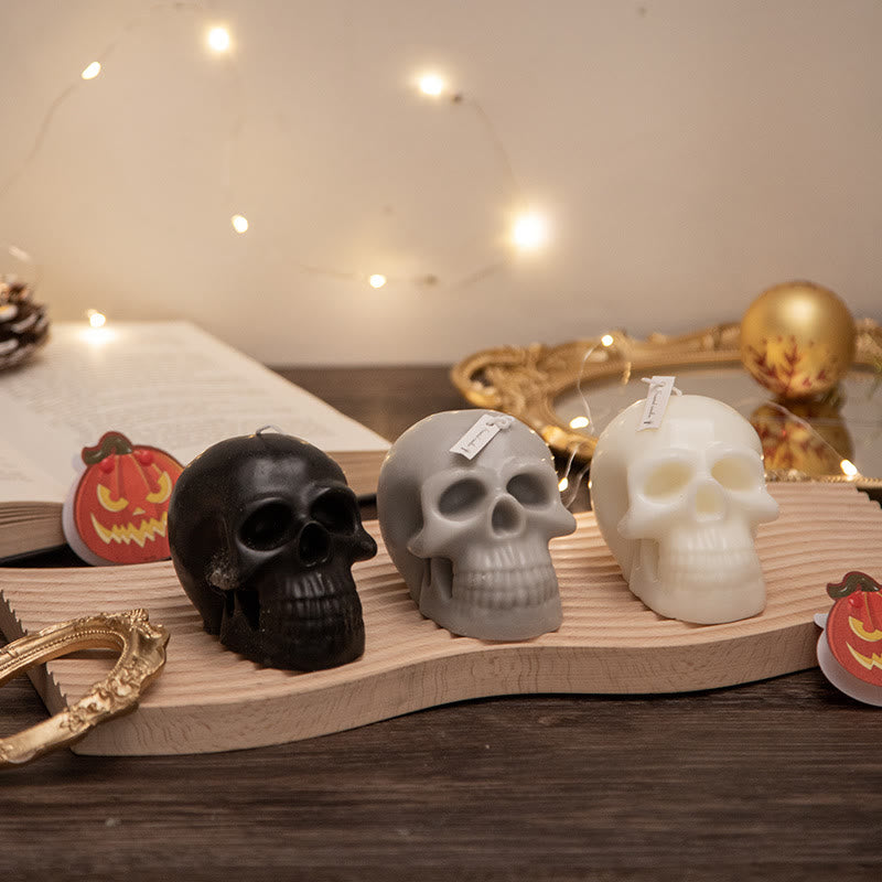 Vela perfumada con calavera multicolor de Olivenorma