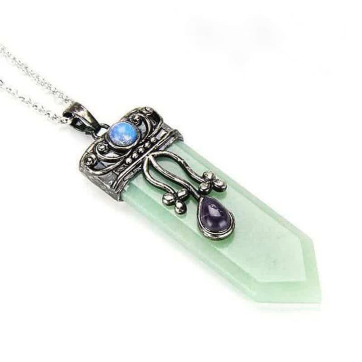 Collar de piedra natural con la diosa protectora Olivenorma 