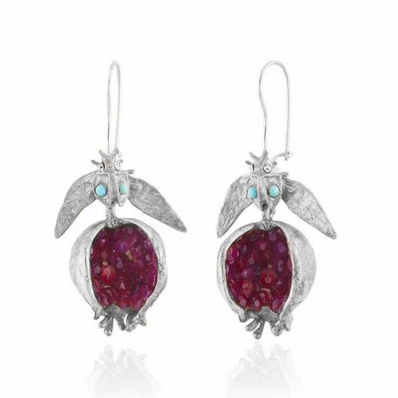 Pendientes de moda con semillas de granada de la suerte de Olivenorma