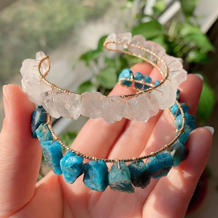 Pulsera de alambre enrollado con cuentas de grava de cristal natural de Olivenorma