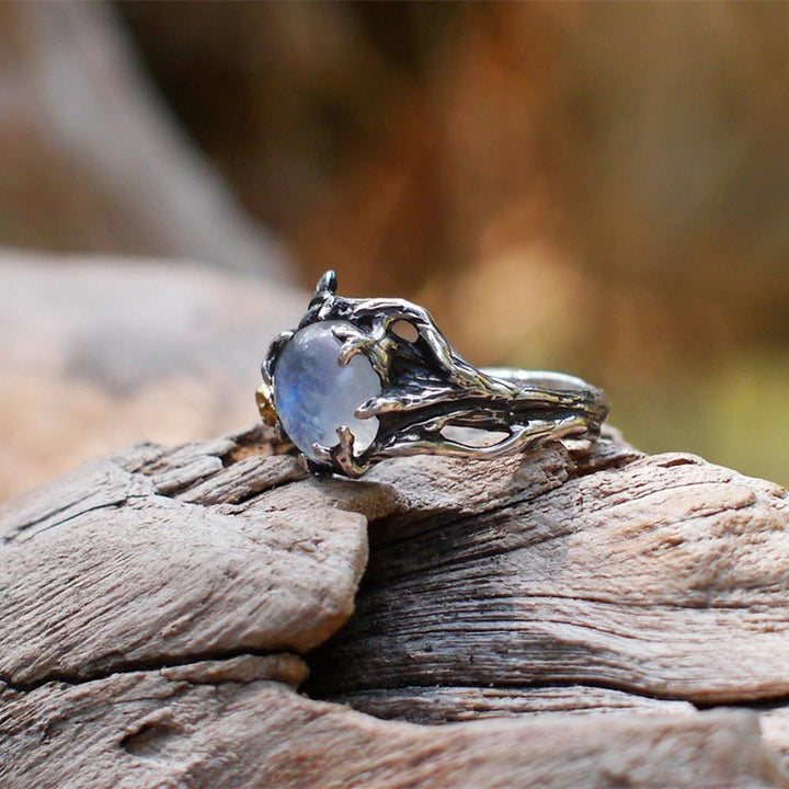 Anillo de orgón rosa con piedra lunar de Olivenorma