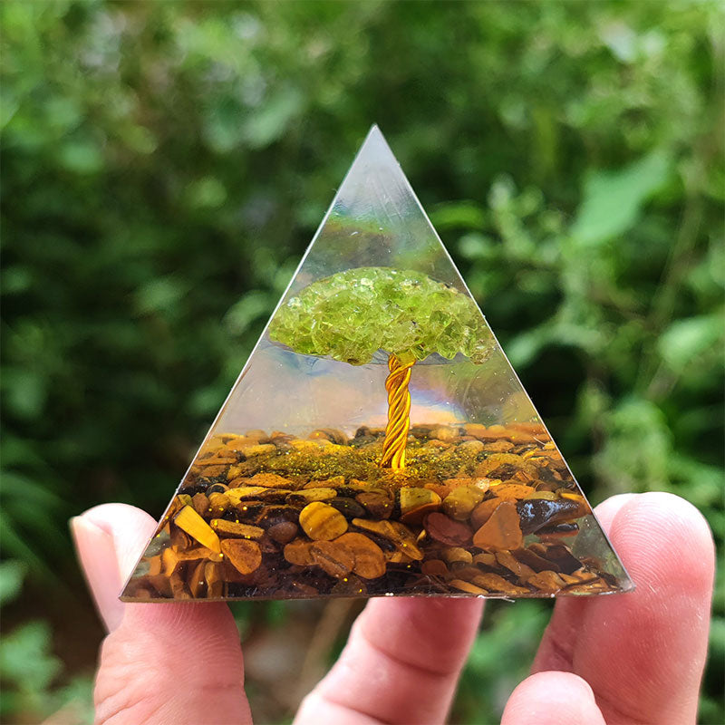 Pirámide de orgón del árbol de la vida de peridoto y ojo de tigre de Olivenorma