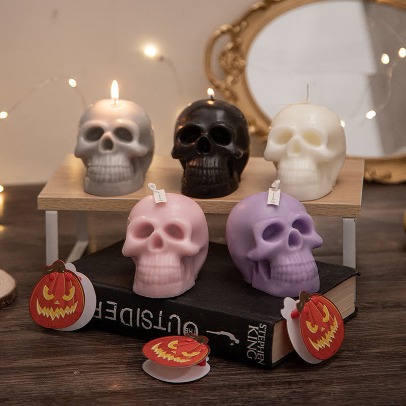 Vela perfumada con calavera multicolor de Olivenorma