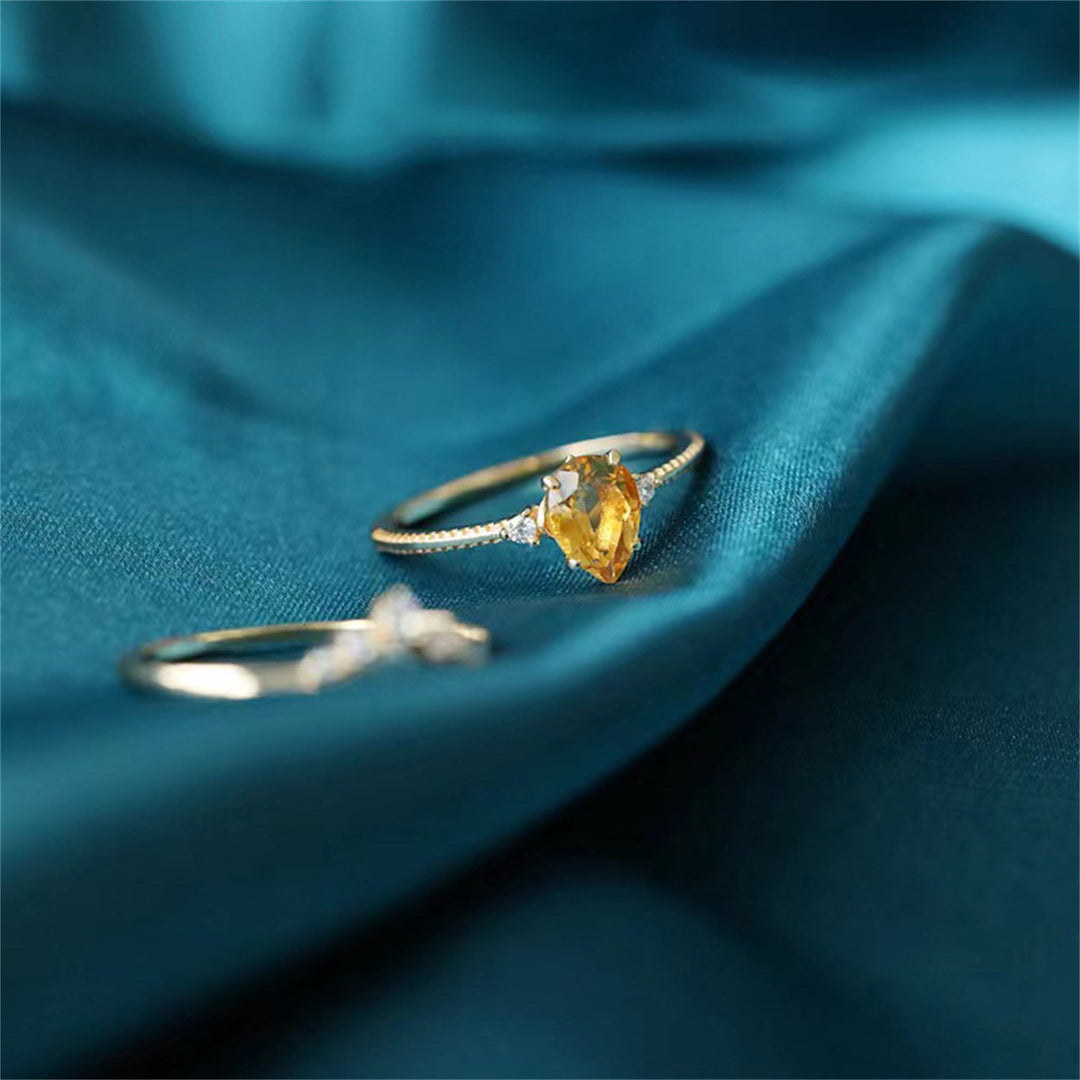 Anillo de citrino en forma de gota de oro y plata 925 de Olivenorma