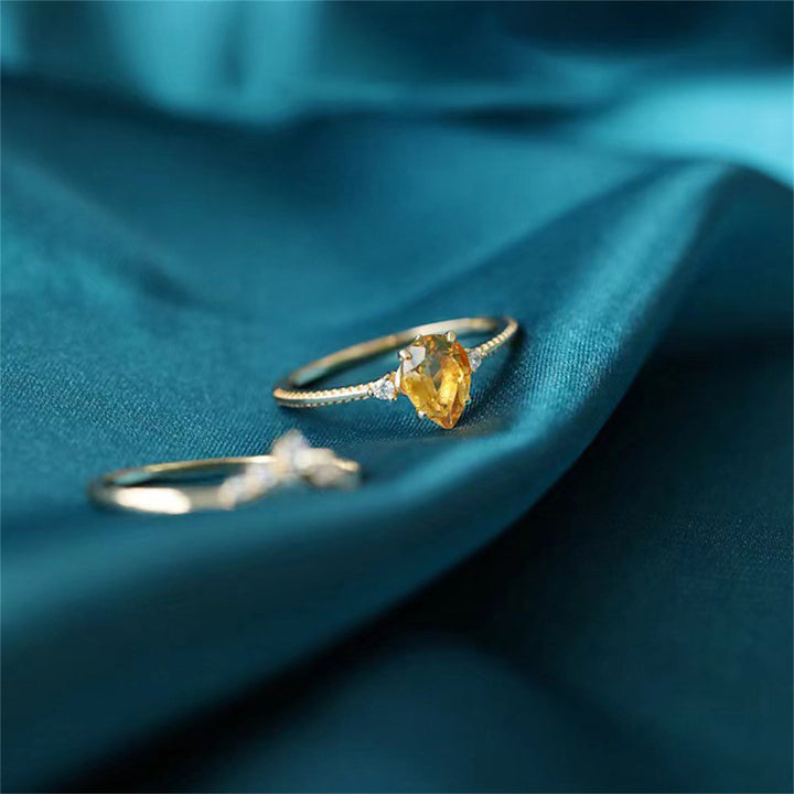 Anillo de citrino en forma de gota de oro y plata 925 de Olivenorma