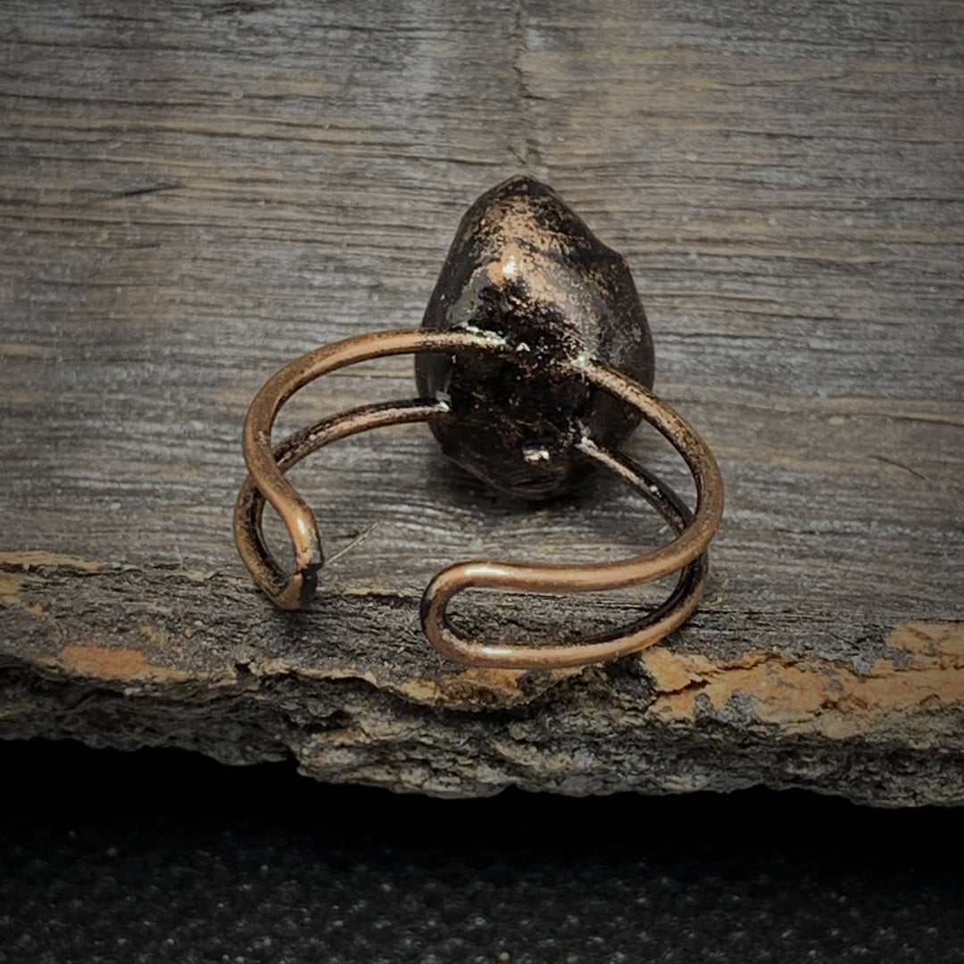 Anillo ajustable con doce piedras de nacimiento de piedra irregular natural en bruto de Olivenorma 