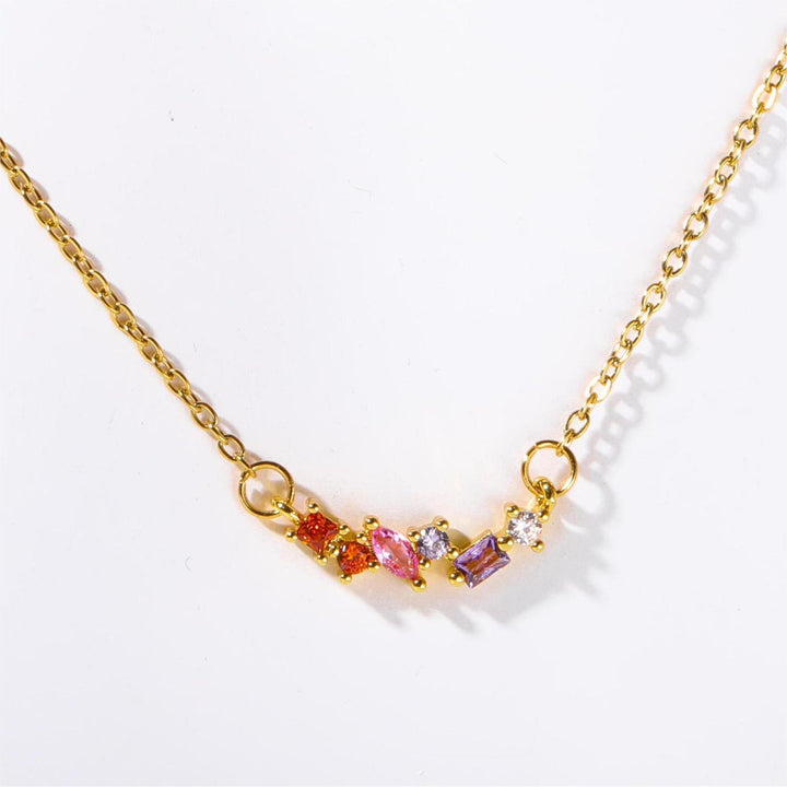 Collar de oro bañado en cobre con colgante de cuentas de piedra natal múltiple de Olivenorma