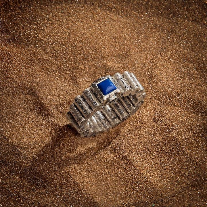 Anillo con mantra de ojo de tigre de Olivenorma