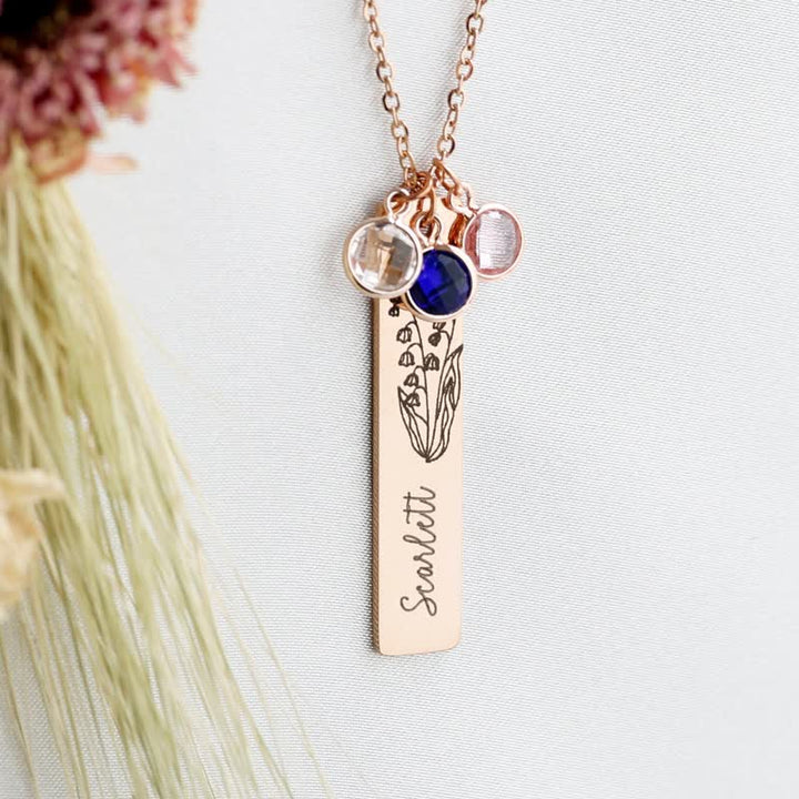 Collar con nombre y flor de nacimiento personalizados de Olivenorma
