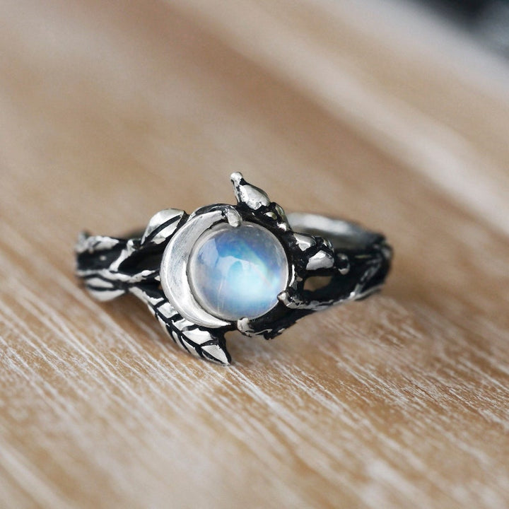 Anillo de luz lunar de piedra lunar Olivenorma