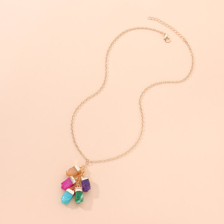 Collar con colgante de cristal colorido de Olivenorma 