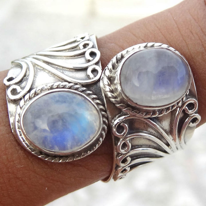 Anillo creativo de piedra lunar de Olivenorma