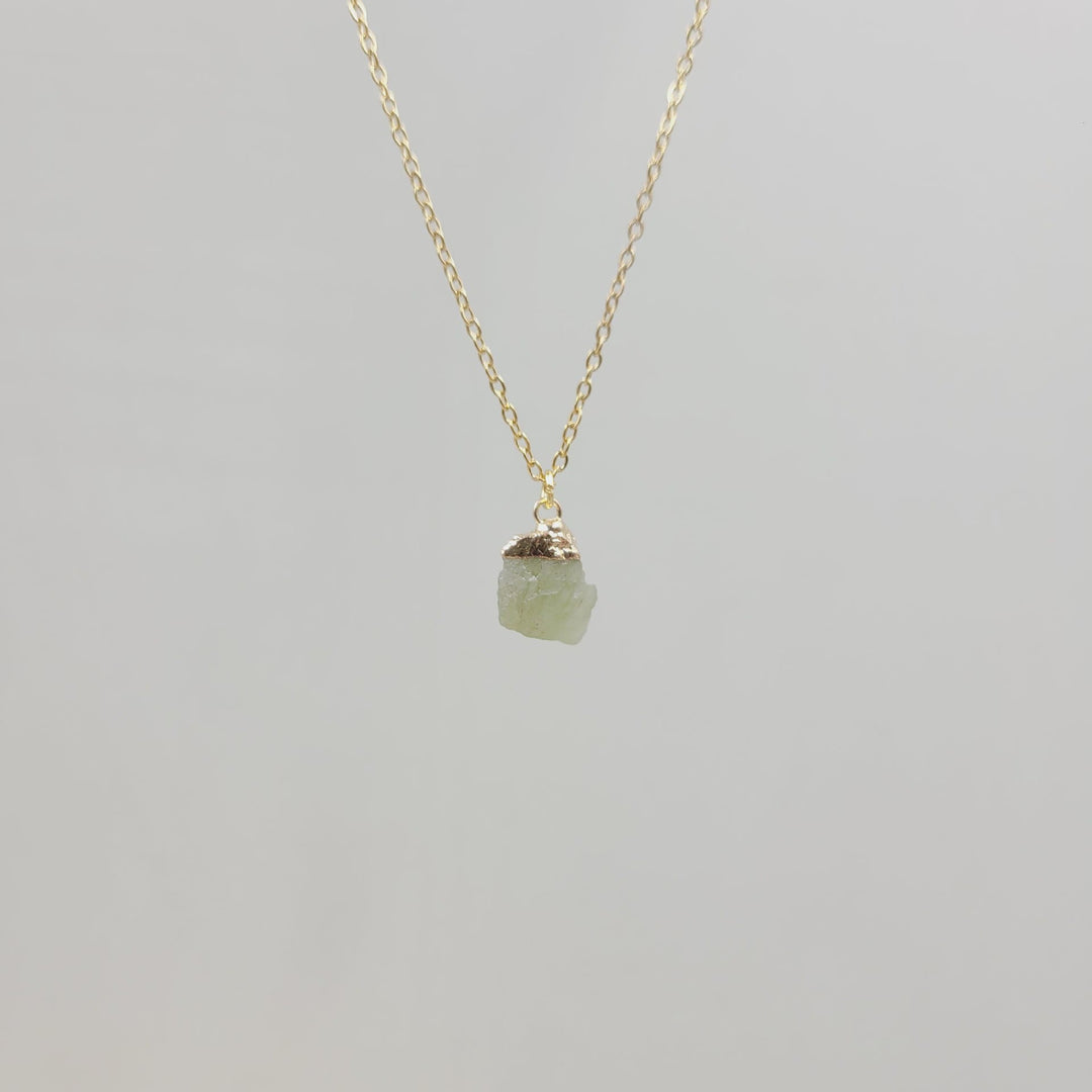 Collar de gemas de piedra cruda de cristal irregular de Olivenorma