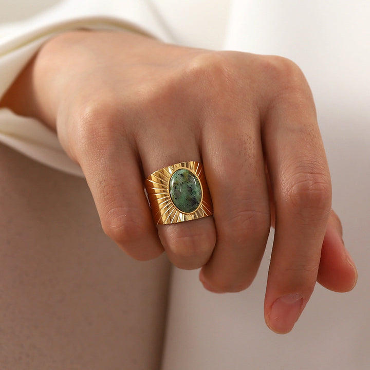 Anillo ancho de turquesa africana "Majestad de la turquesa africana" de Olivenorma