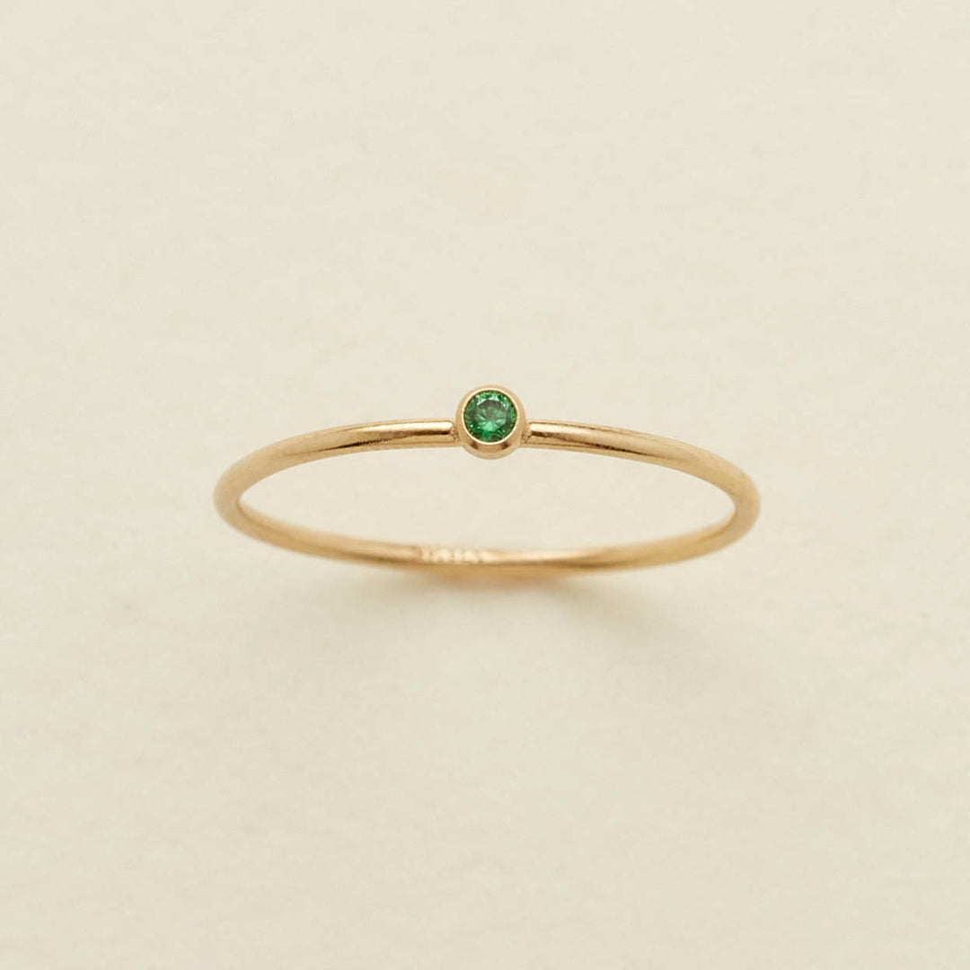 Anillo fino con piedra natal de Olivenorma para el día del nacimiento de 12 meses