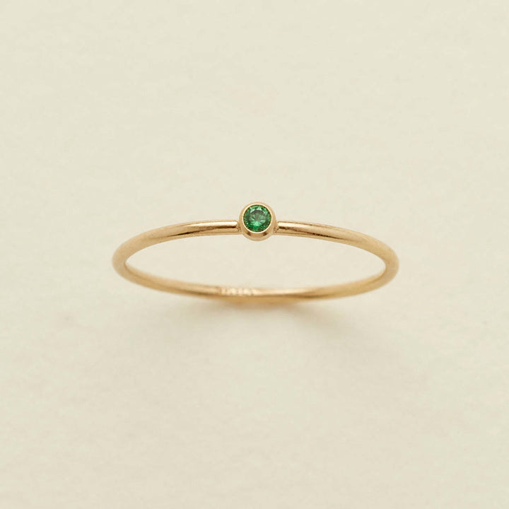 Anillo fino con piedra natal de Olivenorma para el día del nacimiento de 12 meses