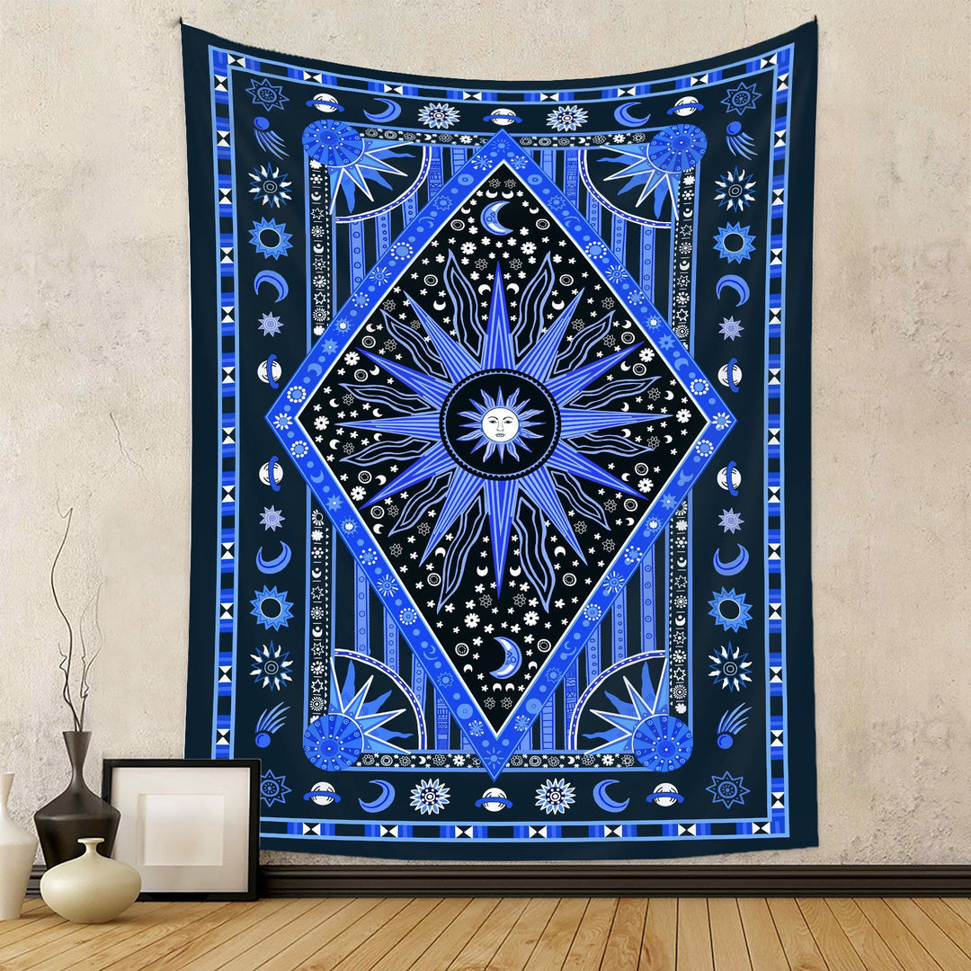 Tapiz bohemio con rayos de sol y luna de Olivenorma 
